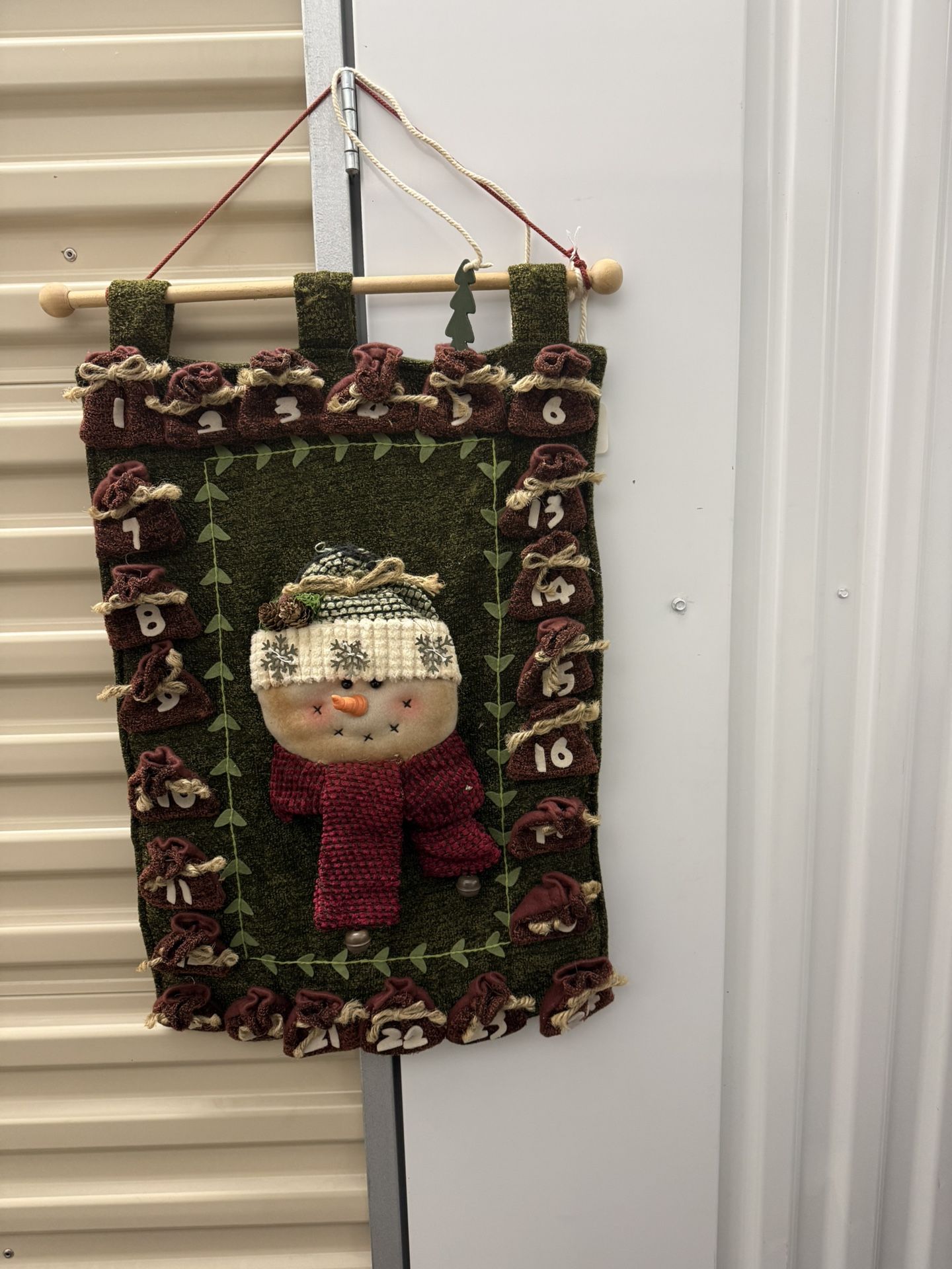 ADVENT Calendar By Dan Dee