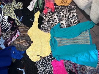 Tons of women clothing