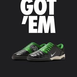 Nike Total 90 .swoosh 