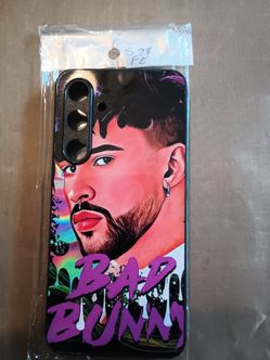Phone case with magnetic