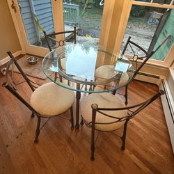 Round Glass Table with 4 Chairs 