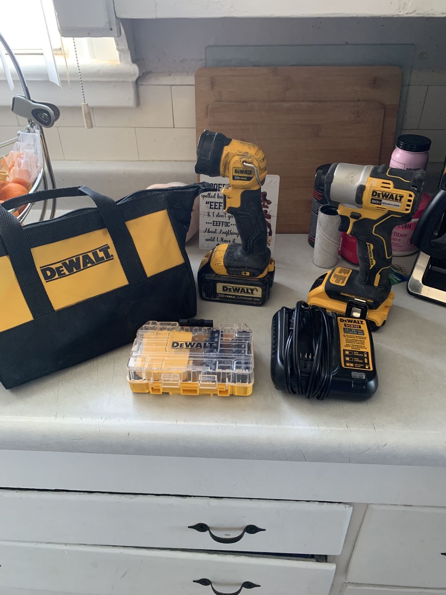20v Dewalt Tool Set
