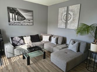 Modular sectional and coffee table