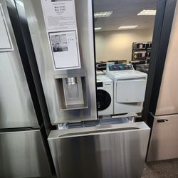 26cu.ft counter Depth Max French Door Refrigerator With Instaview Door 4 Types Of Ice 