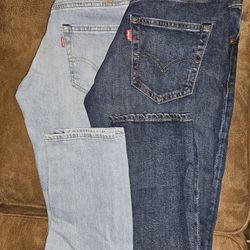 Levis