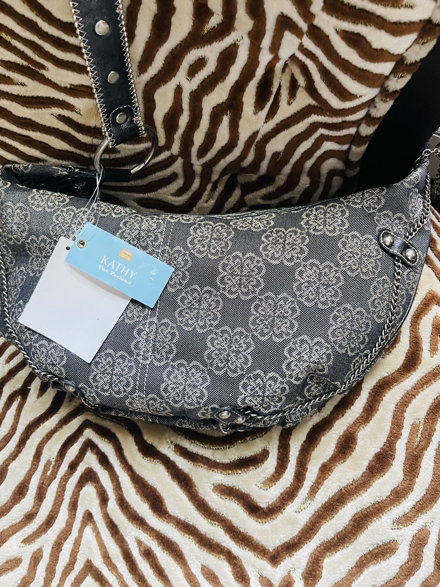 Kathy Van Zeeland Crossbody/Hobo Bag