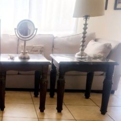 Home Furniture $120 For Everything (2 Livingroom Tables, Lamp, small mirror.)