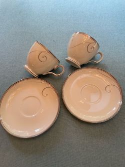 Noritake Fine Porcelain Platinum Wave Tea Cup & Saucers