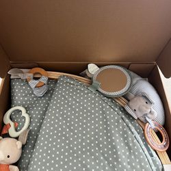 Baby Play May