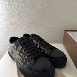 Burberry Shoes