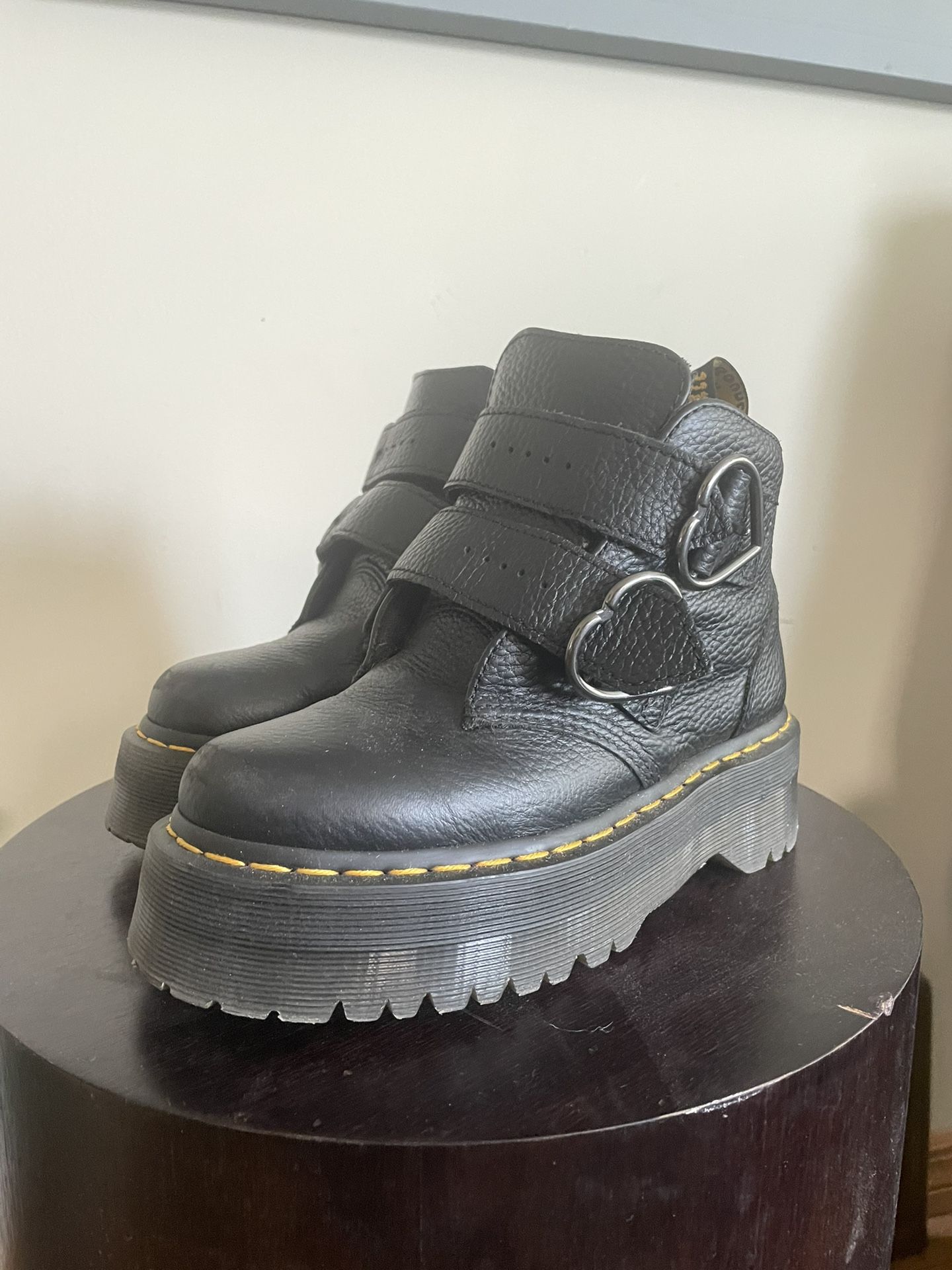 Black Dr. Martens Devon Heart Boots - Size 6