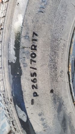 Ford F-150 6 lugs rim with new tire 265 70 17