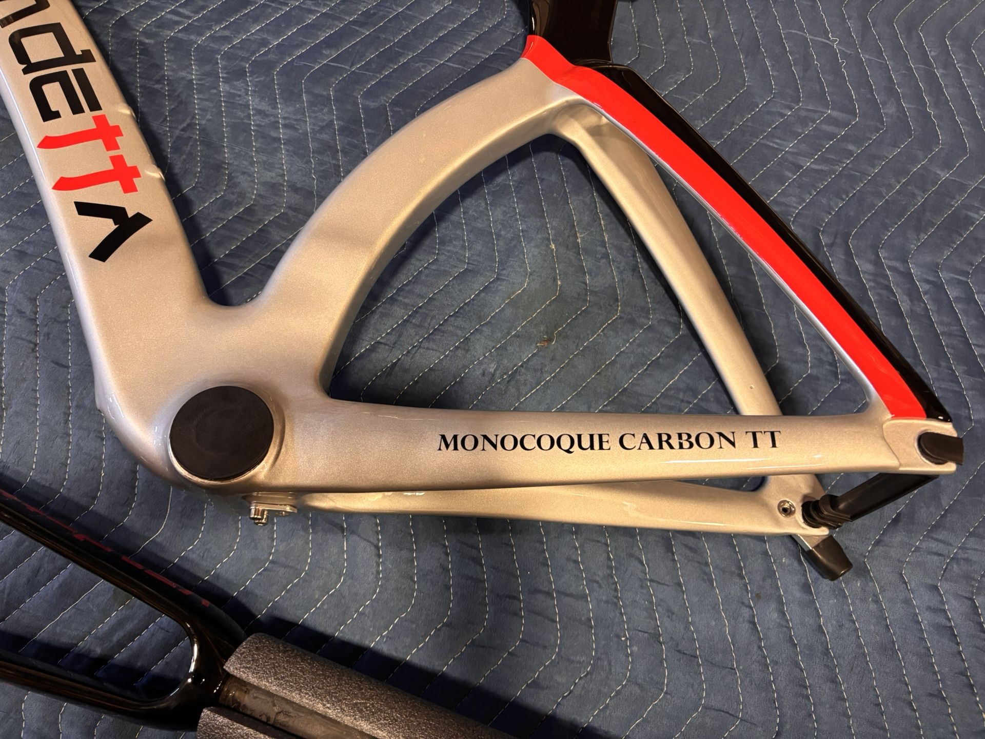  Carbon TT Bicycle Frame and Fork