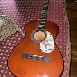 Taylor Swift signed guitar! JSA certified