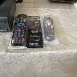 35 inch TV and VCR  Walks great