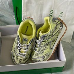 Black and yellow Bottegas ( Read description)