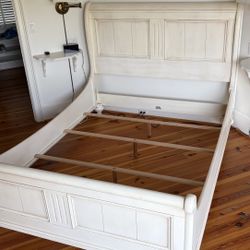 Queen Bed