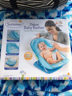 Deluxe baby bather