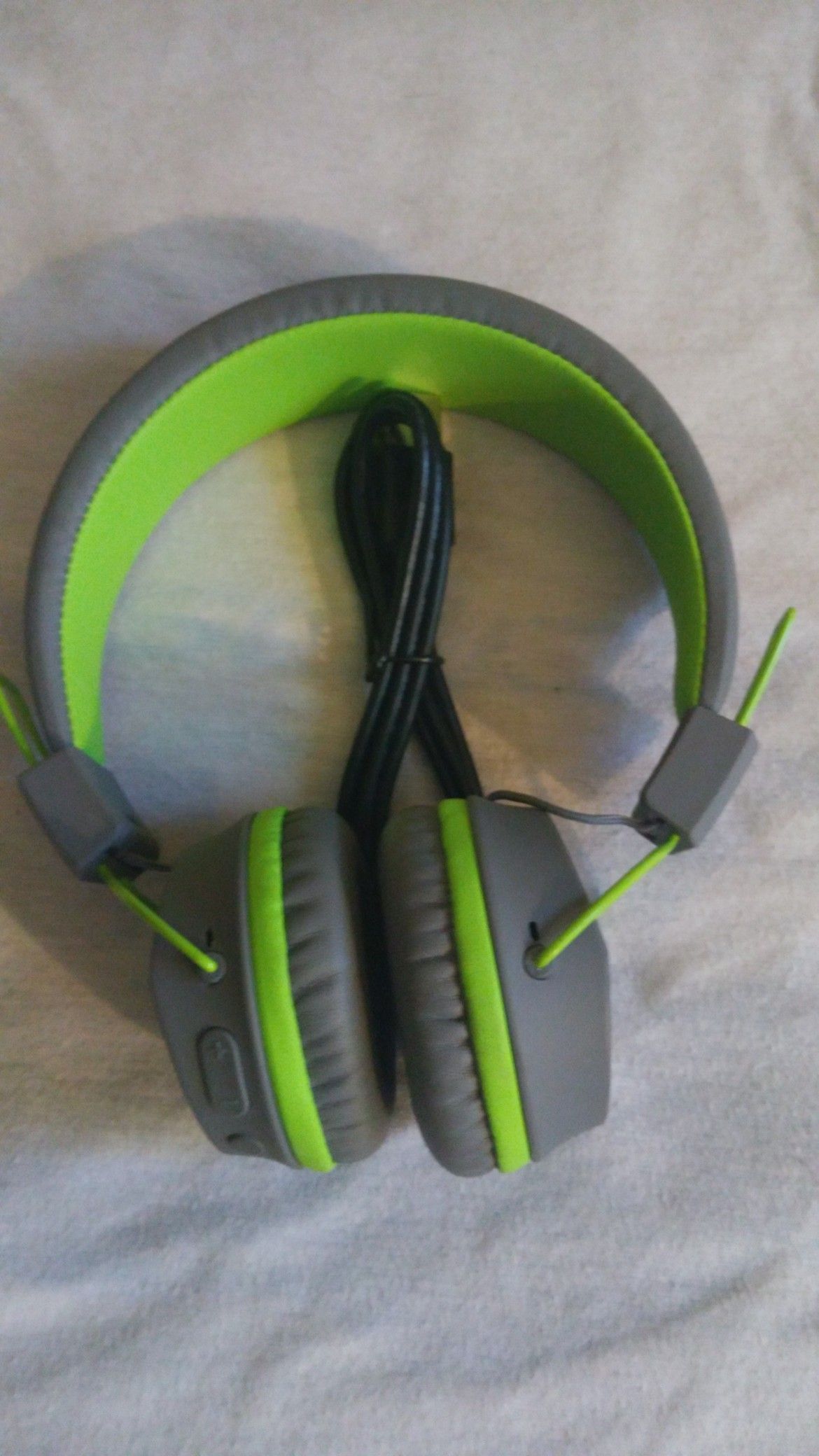 JLAB BLUETOOTH WIRELESS HEADPHONES GOOD SOUND