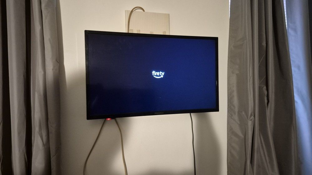 Insignia 32" Fire Tv