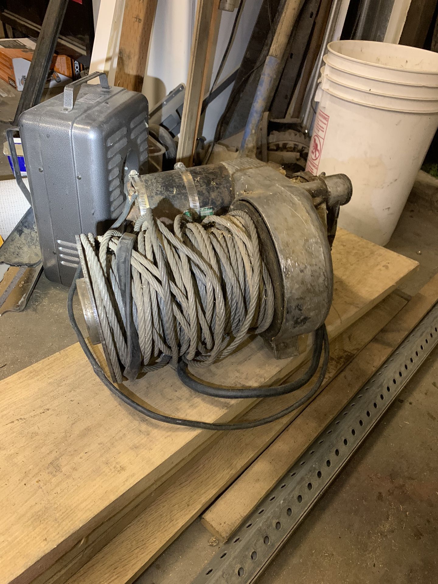 Vintage Warn Winch. Model number 8274.