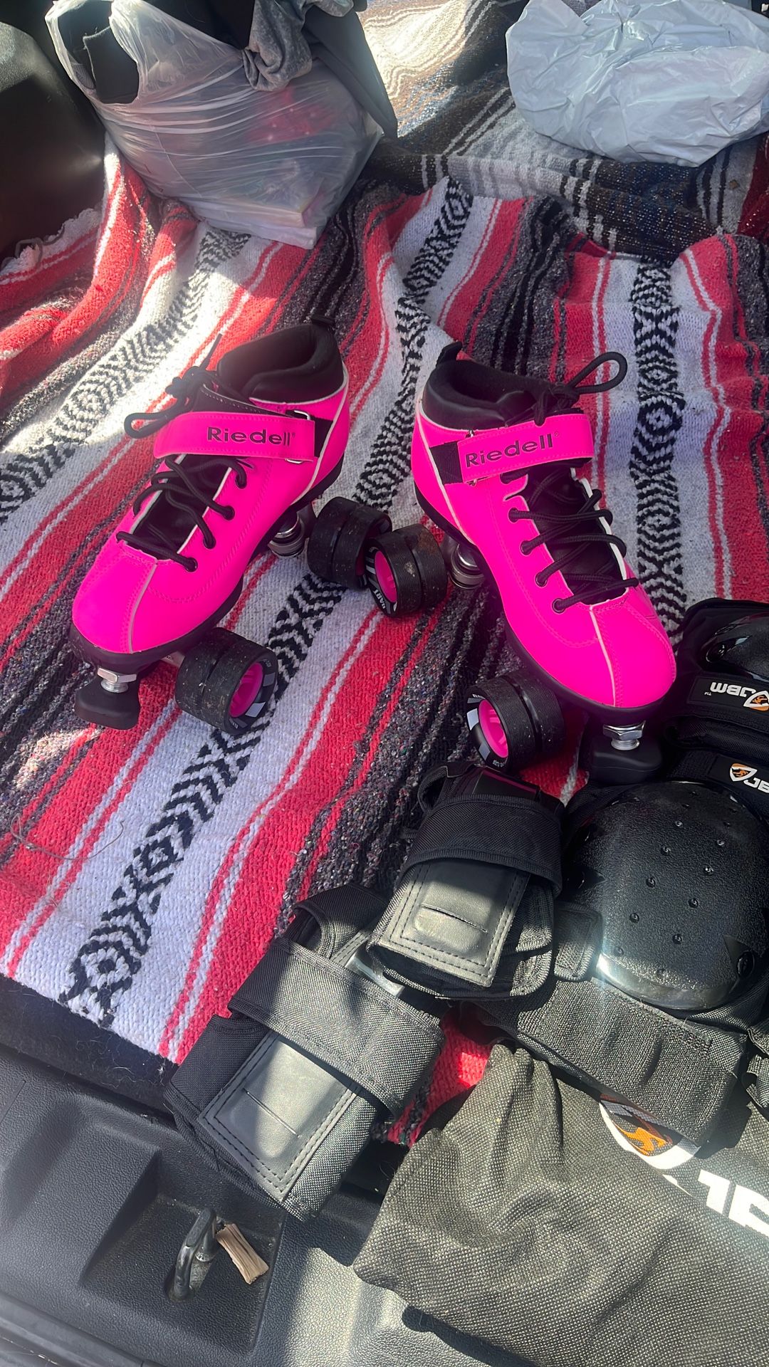 Riedell Roller skates With Accessories