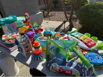 Kids Toys ! Barbies , baby toys and more !