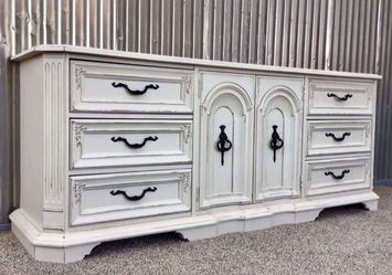 Beautifully Refinished , Unique Extra Long Dresser Or Tv Stand By Stanley Furniture