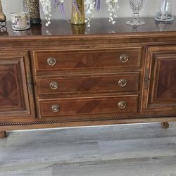 Buffet Wood Table