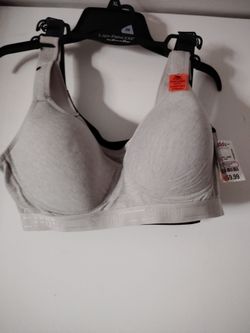 A set of (2) Women's Plus Size Fabric Sports Bras
