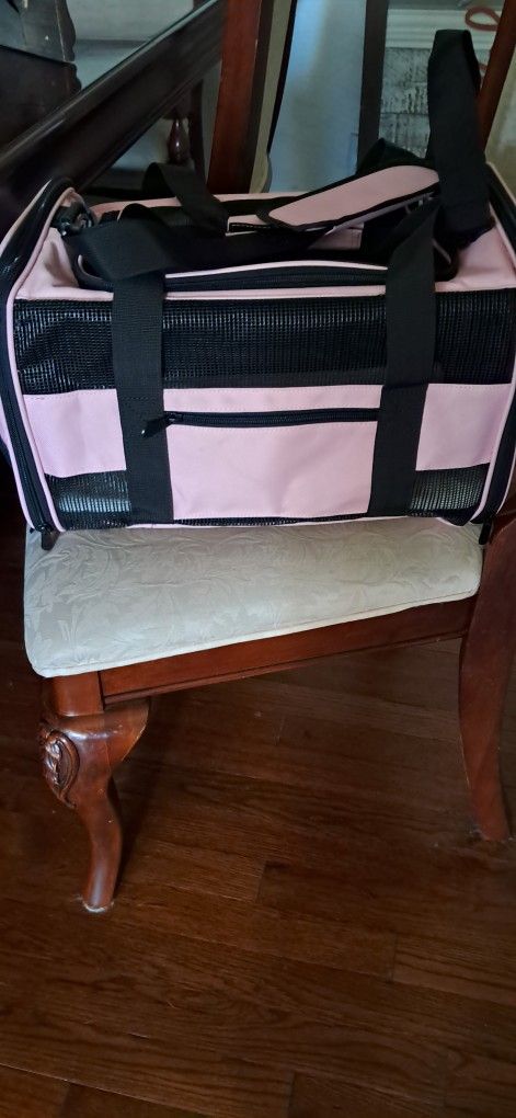 Pet Carrier Pink