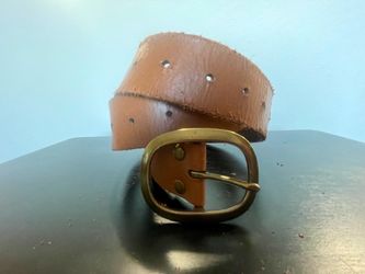 Women’s Camel Leather Belt Medium