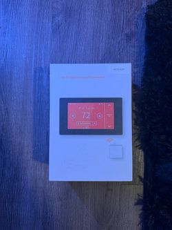 Wi-Fi Touchscreen Thermostat PCT513-TY
