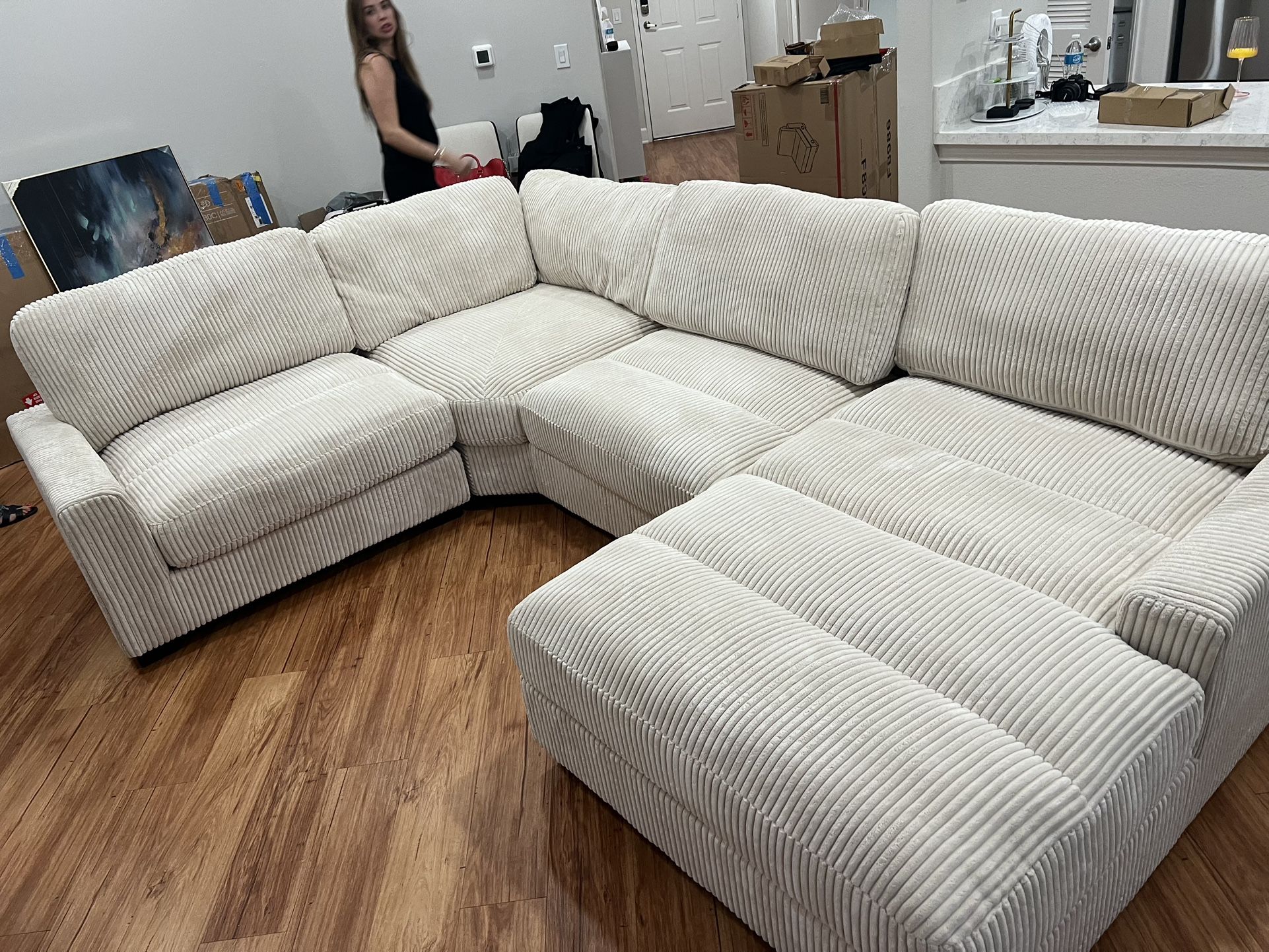 New 4 Piece Corduroy Sectional. Off White / Beige Or Grey. 90” X 127” X 66”. Free Delivery!