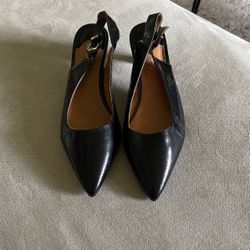 J. Renee Size 8 Heels  , Brand New 