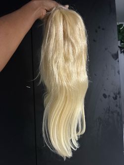 13*4  18 inch platinum blonde wig