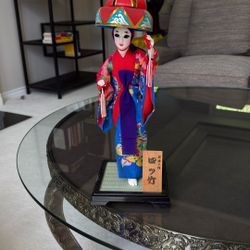 Geisha Figurine - Free For Pick Up