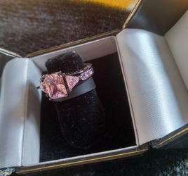 2.5Ct Black Gold- PINK Cubic Zirconia