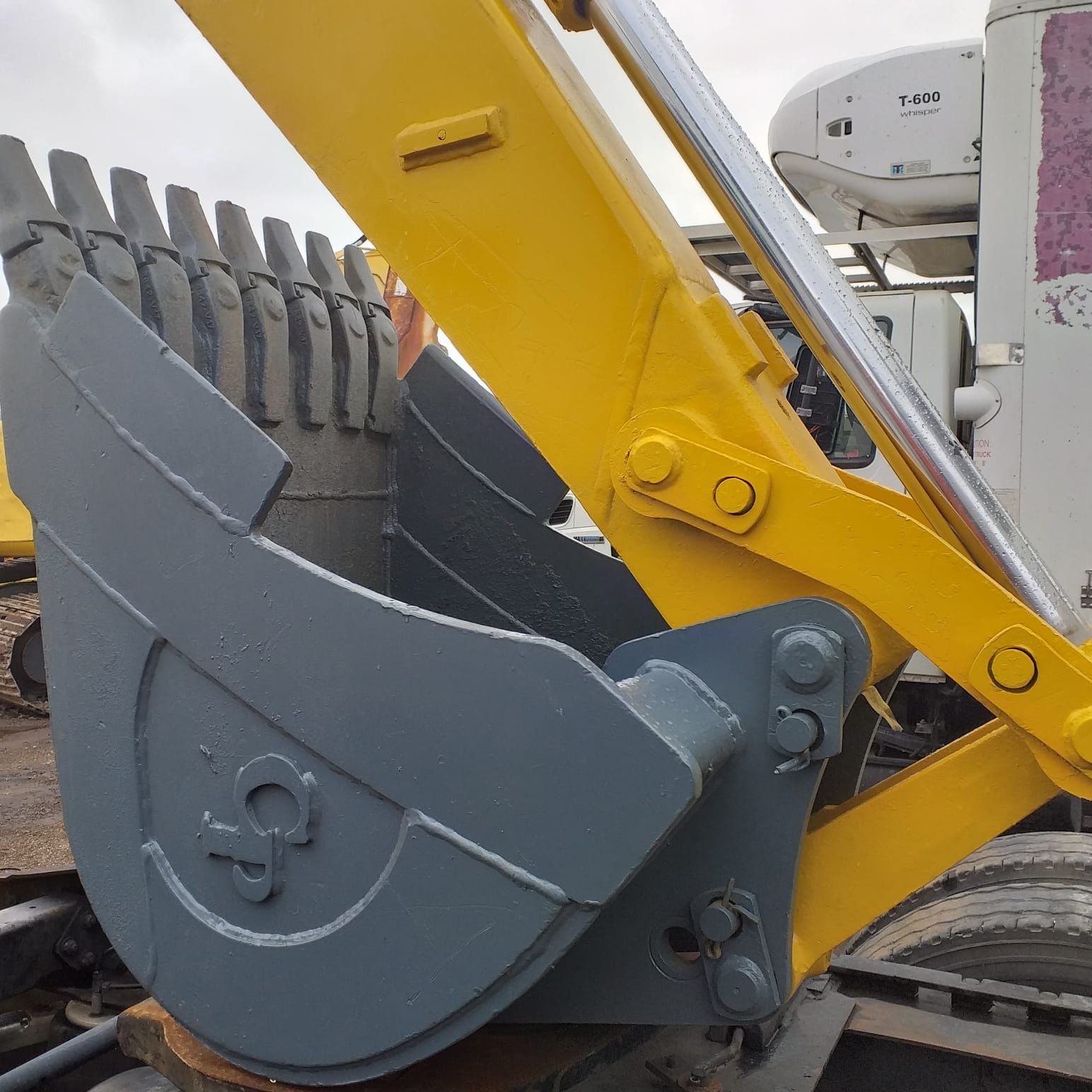 2009 Komatsu WB140-2N