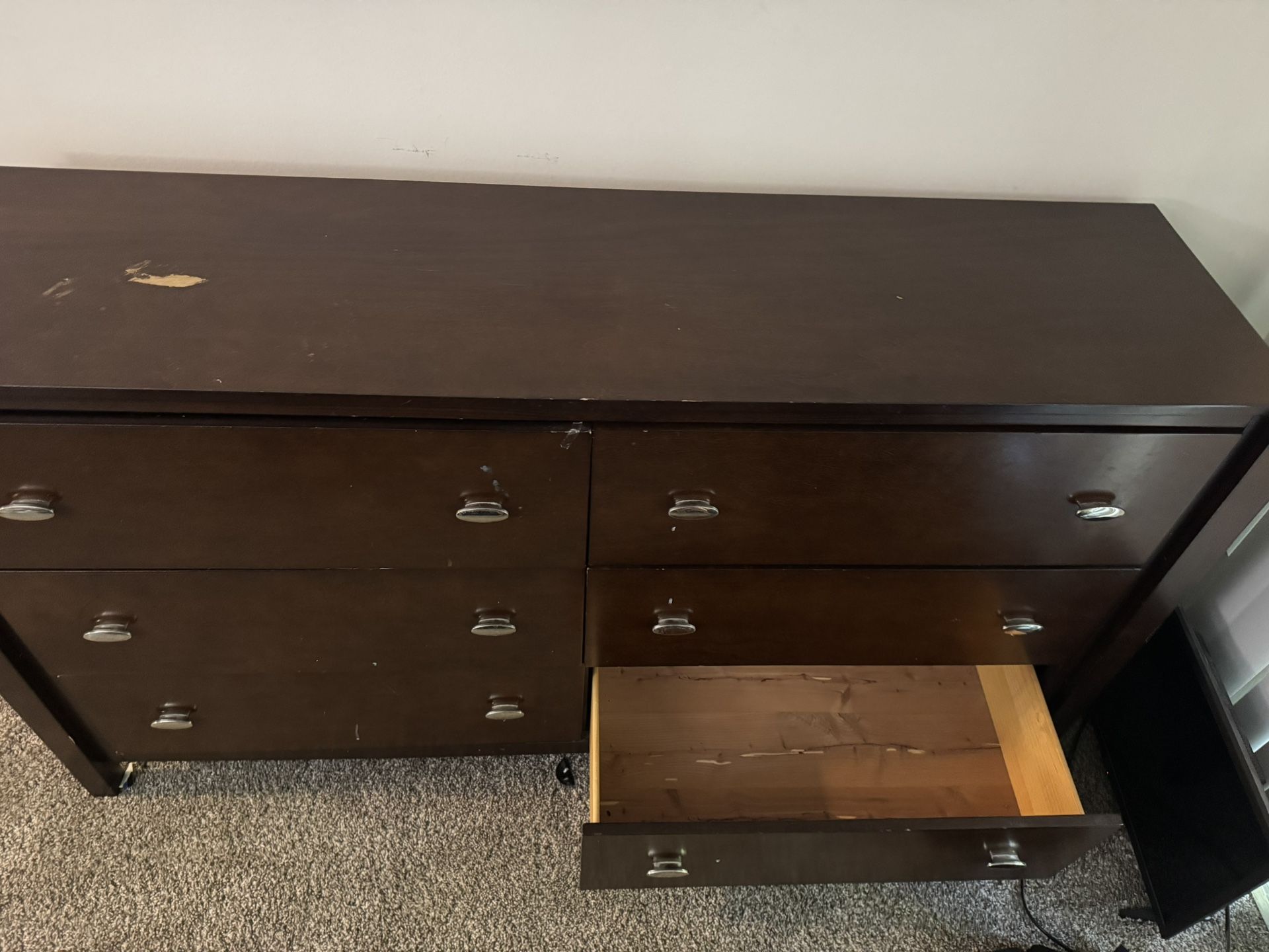 Dresser With Matching Night Stand