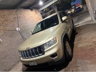 2011 jeep grand Cherokee 4x4