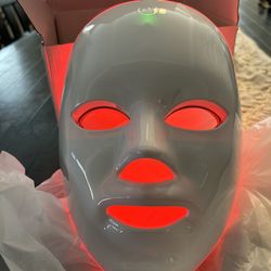 LED Light Therapy Facial Mask