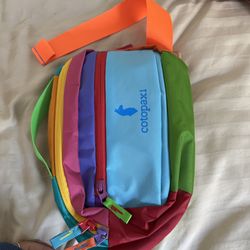 Cotopaxi fanny pack