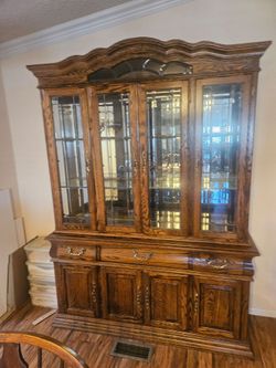 2 Piece China Cabinet
