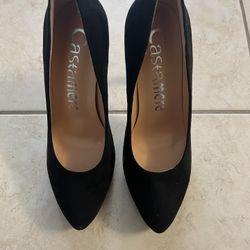 Castamere Classic Black Suede Pumps – Size 7