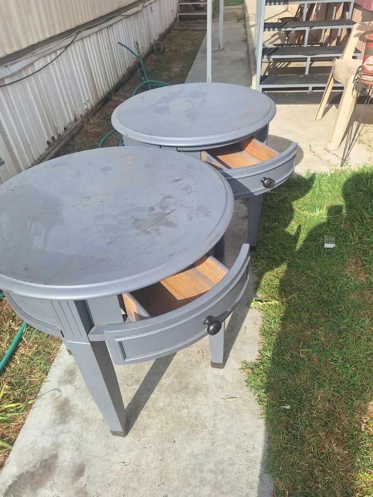 Par De Mesitas De Madera Burn Estado