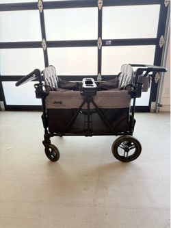 Jeep Wrangler Deluxe 4 Seater Stroller Wagon stroller