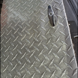 Good used Lund tool box 48” comes with keys $120