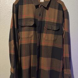 Levi’s Long Sleeve 