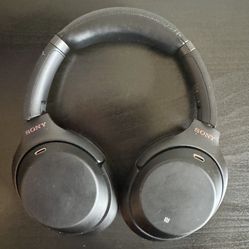 Sony WH1000XM3 Noise Cancelling Headphones 